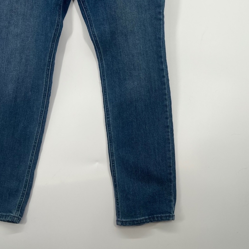 Old Navy Womens High Rise Wow Straight Jeans Medium Wash Size 12 Denim - Picture 3 of 7